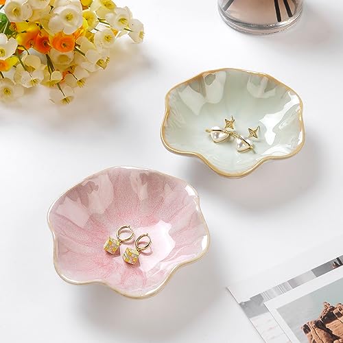 Lotus Leaf Shape Decorative Ring Tray, Small Key Bowl, Ceramic Trinket Tray Jewelry Dish Organizing Necklace Earrings, Home Decoration for Mom Best Friend Sister, Light Green.