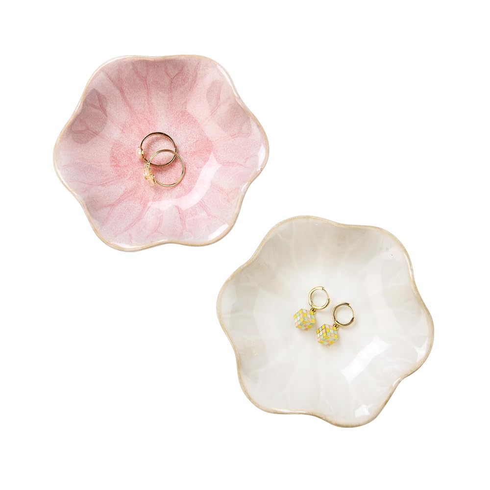 Lotus Leaf Shape Decorative Ring Tray, Small Key Bowl, Ceramic Trinket Tray Jewelry Dish Organizing Necklace Earrings, Home Decoration for Mom Best Friend Sister, Light Green.