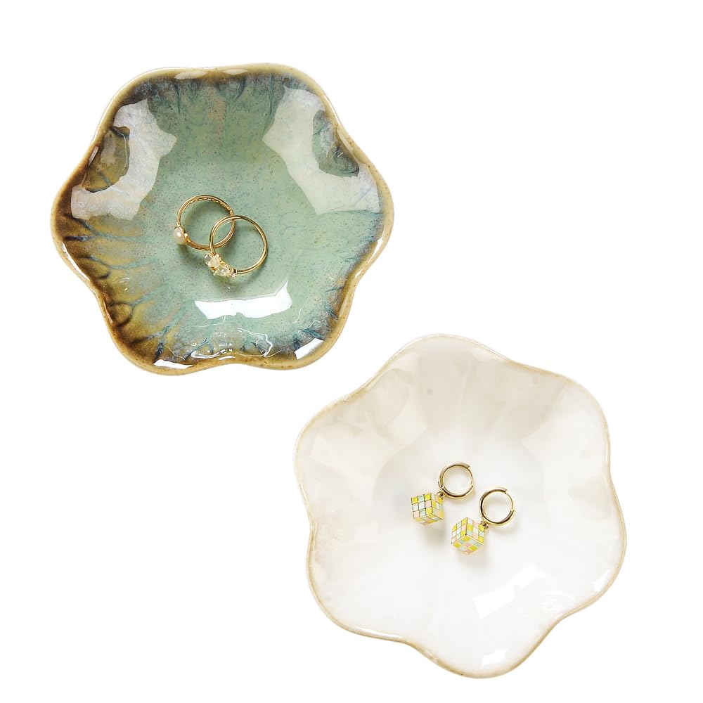 Lotus Leaf Shape Decorative Ring Tray, Small Key Bowl, Ceramic Trinket Tray Jewelry Dish Organizing Necklace Earrings, Home Decoration for Mom Best Friend Sister, Light Green.