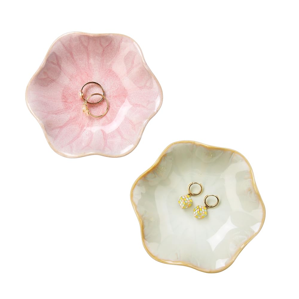 Lotus Leaf Shape Decorative Ring Tray, Small Key Bowl, Ceramic Trinket Tray Jewelry Dish Organizing Necklace Earrings, Home Decoration for Mom Best Friend Sister, Light Green.