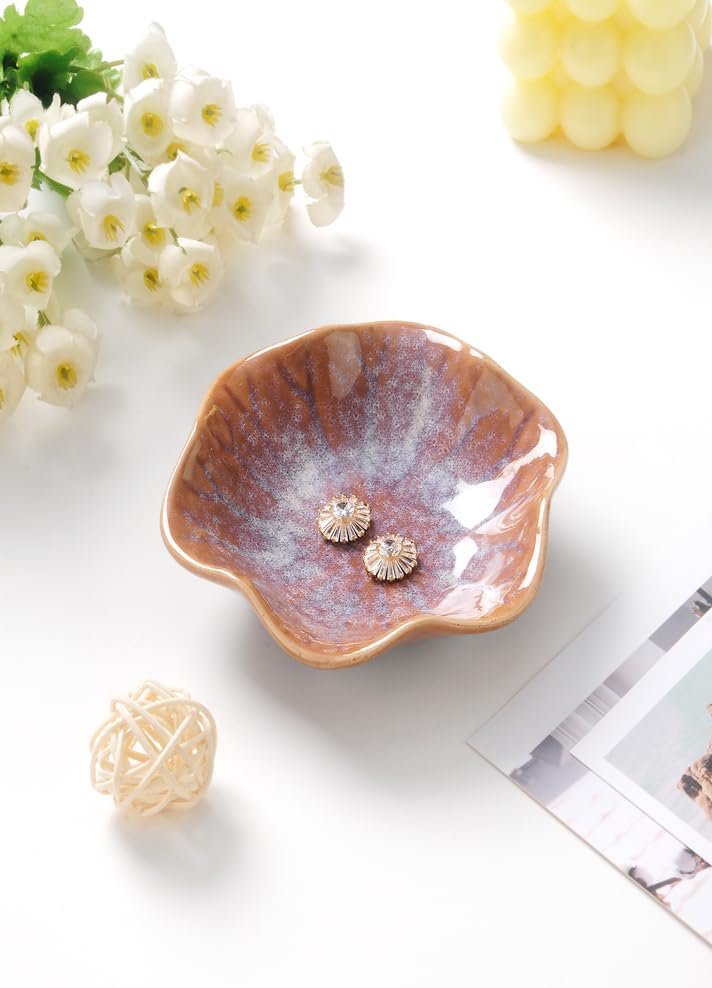 Lotus Leaf Shape Decorative Ring Tray, Small Key Bowl, Ceramic Trinket Tray Jewelry Dish Organizing Necklace Earrings, Home Decoration for Mom Best Friend Sister, Light Green.