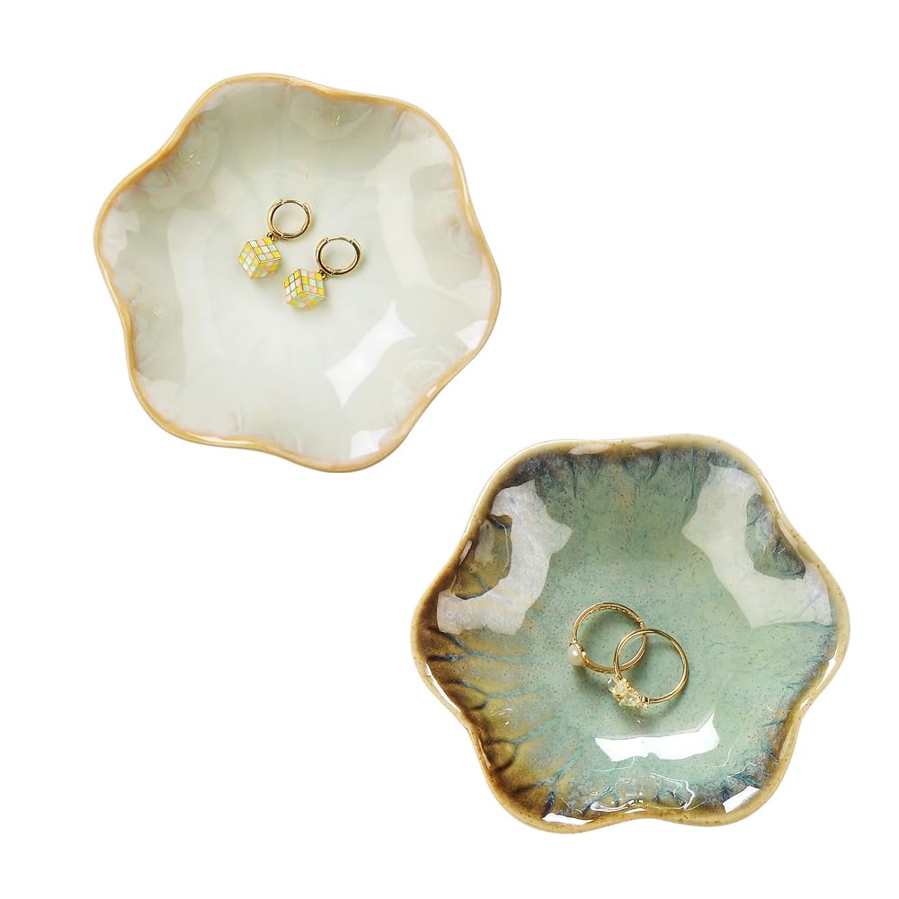 Lotus Leaf Shape Decorative Ring Tray, Small Key Bowl, Ceramic Trinket Tray Jewelry Dish Organizing Necklace Earrings, Home Decoration for Mom Best Friend Sister, Light Green.