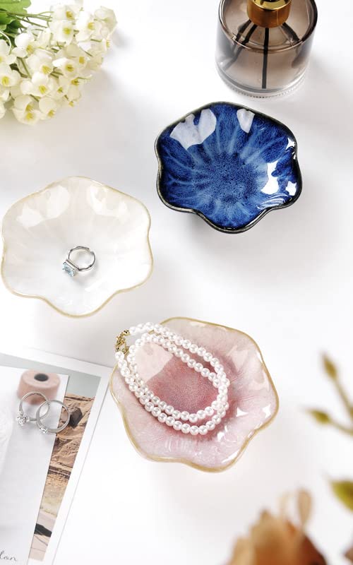 Lotus Leaf Shape Decorative Ring Tray, Small Key Bowl, Ceramic Trinket Tray Jewelry Dish Organizing Necklace Earrings, Home Decoration for Mom Best Friend Sister, Light Green.