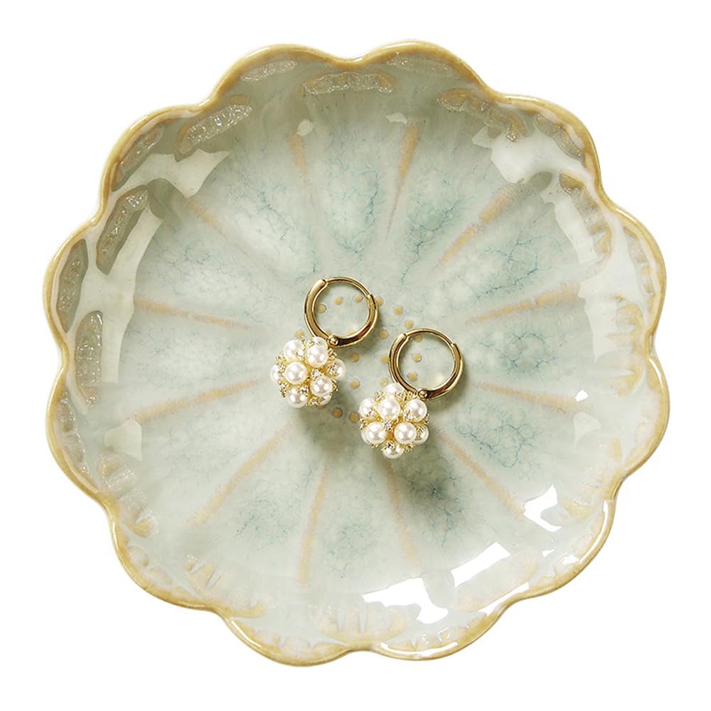 Lotus Leaf Shape Decorative Ring Tray, Small Key Bowl, Ceramic Trinket Tray Jewelry Dish Organizing Necklace Earrings, Home Decoration for Mom Best Friend Sister, Light Green.
