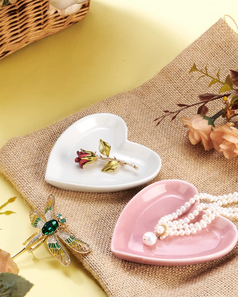 Lotus Leaf Shape Decorative Ring Tray, Small Key Bowl, Ceramic Trinket Tray Jewelry Dish Organizing Necklace Earrings, Home Decoration for Mom Best Friend Sister, Light Green.