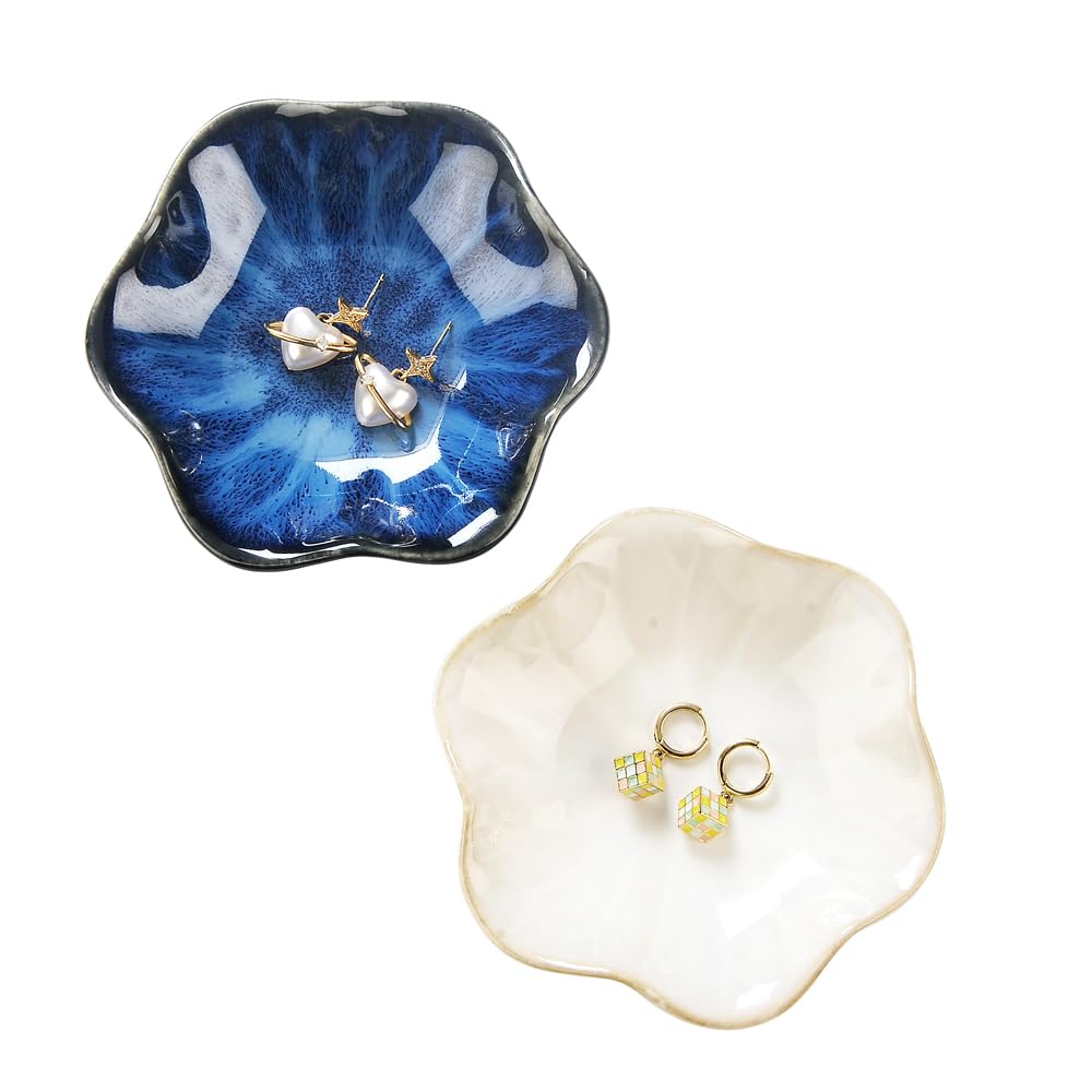 Lotus Leaf Shape Decorative Ring Tray, Small Key Bowl, Ceramic Trinket Tray Jewelry Dish Organizing Necklace Earrings, Home Decoration for Mom Best Friend Sister, Light Green.